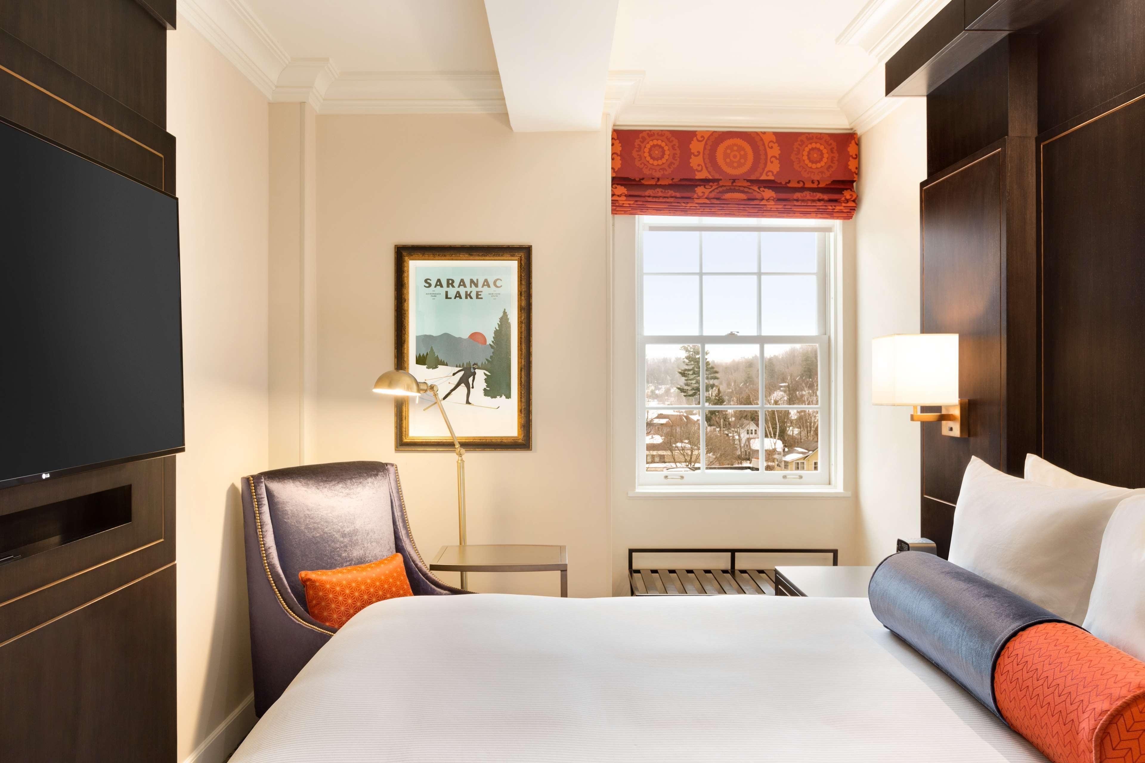 Hotel Saranac, Curio Collection By Hilton Saranac Lake Εξωτερικό φωτογραφία