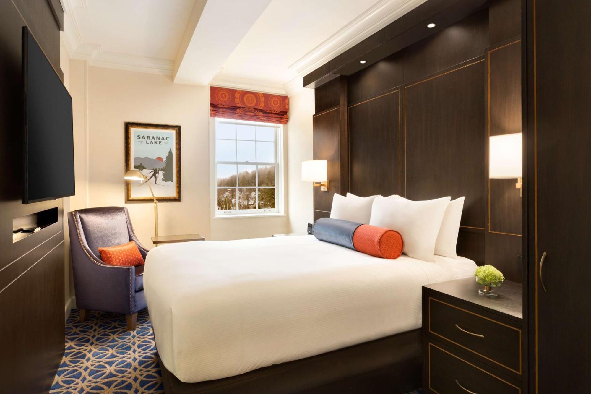 Hotel Saranac, Curio Collection By Hilton Saranac Lake Εξωτερικό φωτογραφία