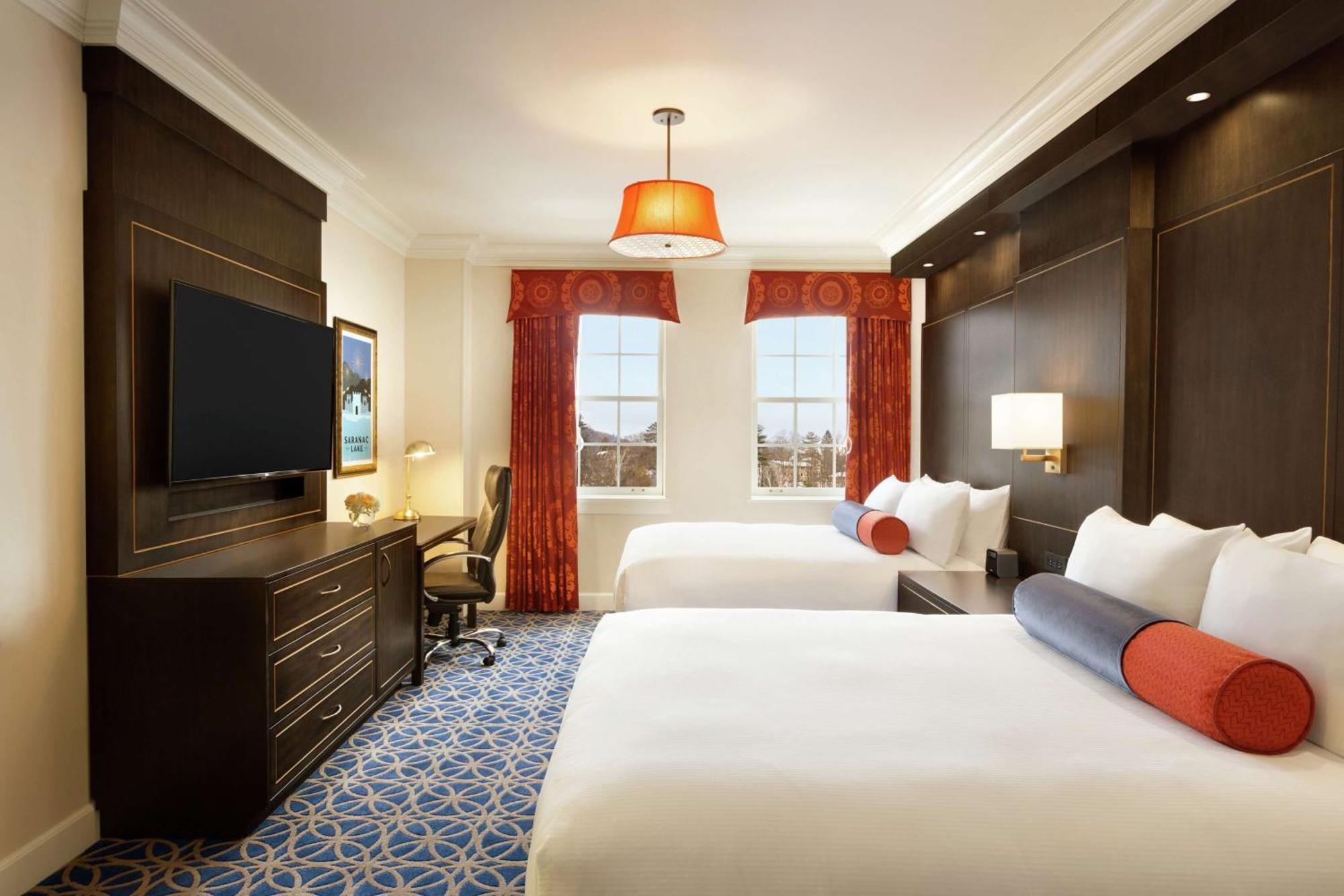 Hotel Saranac, Curio Collection By Hilton Saranac Lake Εξωτερικό φωτογραφία